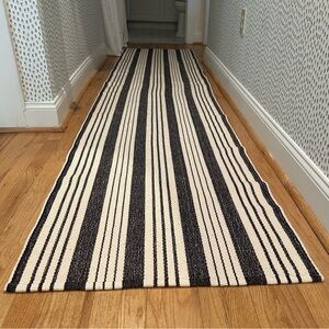 Dash and Albert - Birmingham Black Handwoven Cotton Rug - Runner - 2.5 x 12 feet